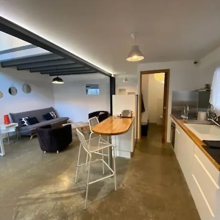 Maison Duplex Avec Terrasse Proche De La Gare Sncf كليرمونت-فيراند